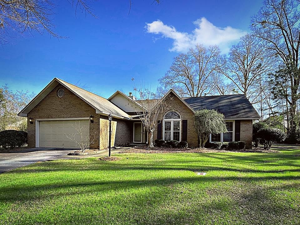 1st image of 128 Windsor Oaks Ct