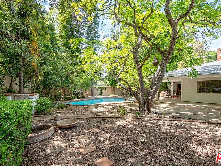 11410 Canton Dr — Photo 33