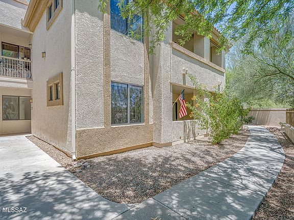 3rd image of 2550 E River Rd Unit 21106
