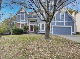 8406 Mullen Rd, Lenexa, KS 66215