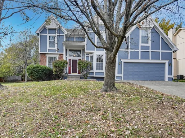 8406 Mullen Rd, Lenexa, KS 66215