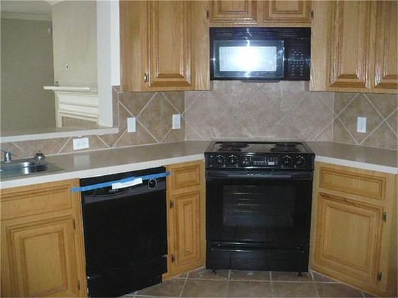 4th image of 2117 Balsam Lake Ln