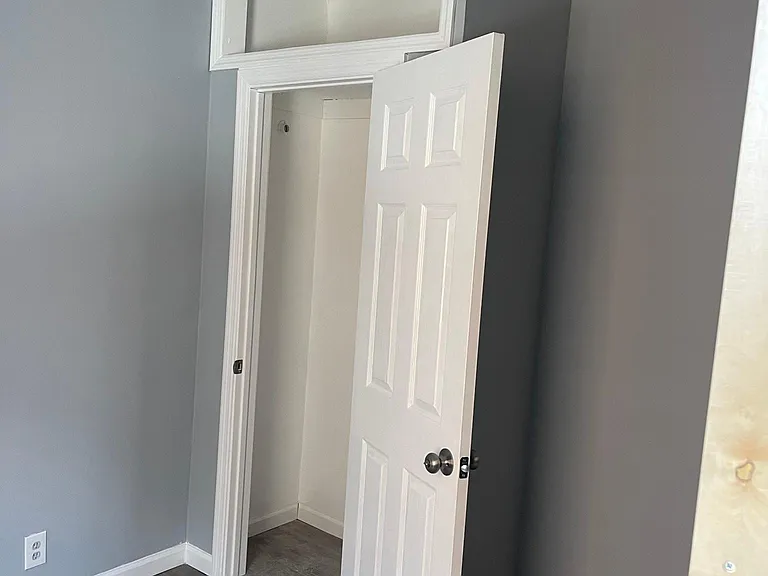 568 Bergen St — Photo 8
