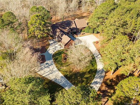 4th image of 2340 Lynwood Dr