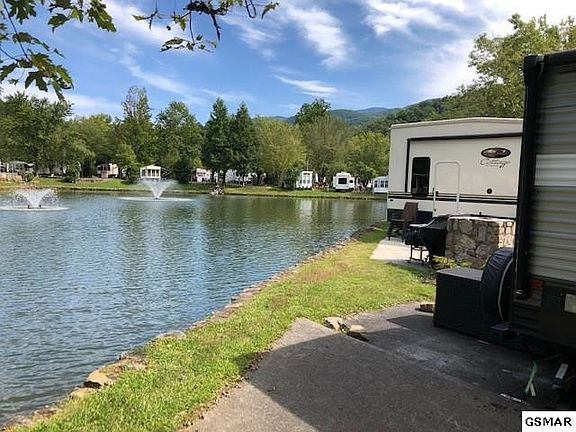 5th image of 4229 E Pkwy