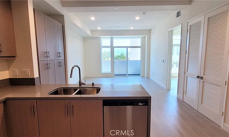 168 S Monterey St #408 — Photo 7