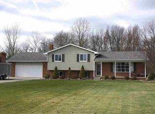 1233 N Raisinville Rd, Monroe, MI 48162