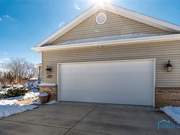3rd image of 29070 Greystone Dr