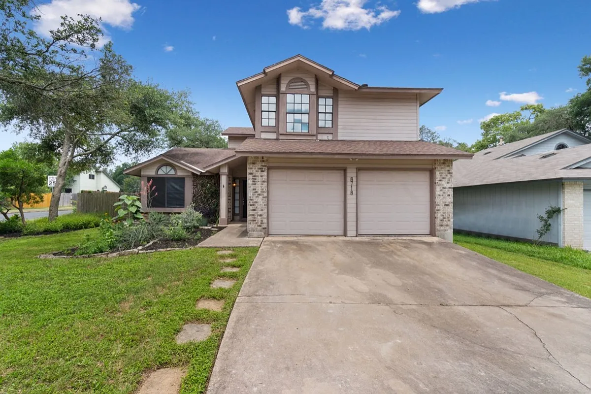 Building Photo - 8718 Coastal Dr