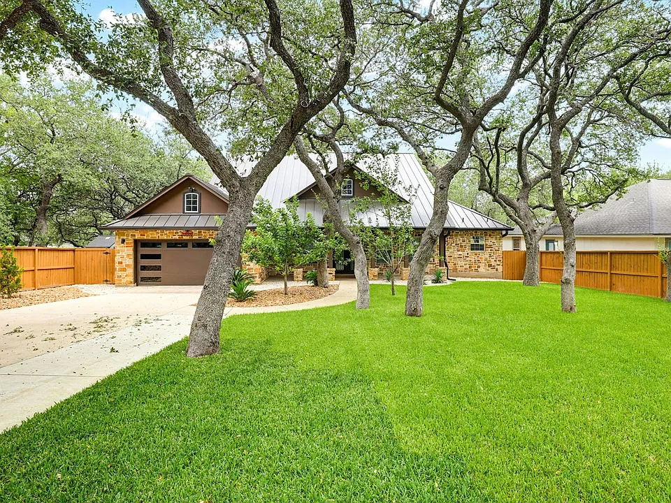 17006 Silverwood Dr