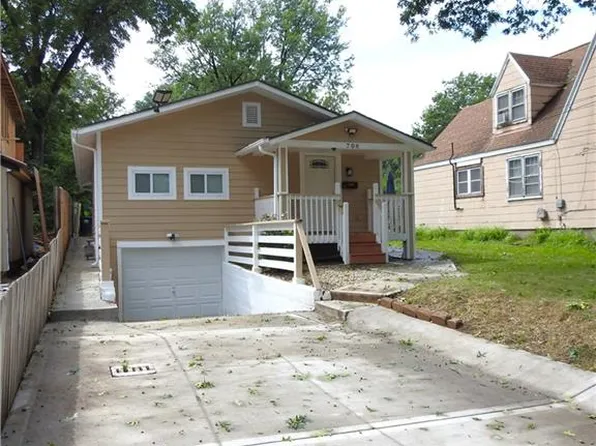 706 S Northern Blvd, Independence, MO 64053