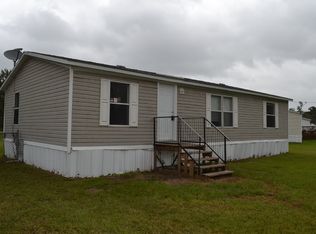 184 Country Ln NE, Ludowici, GA 31316
