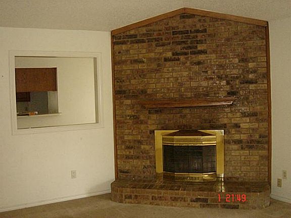 5th image of 2404 Cordoba Dr