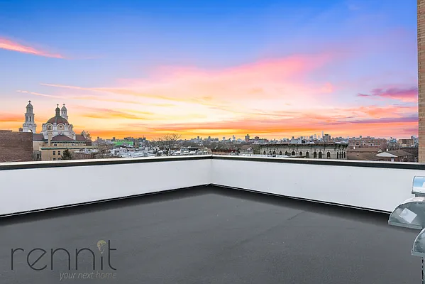 Rented by Rennit Inc. | media 25
