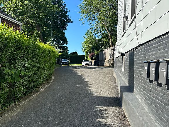 4th image of 23 High St #2