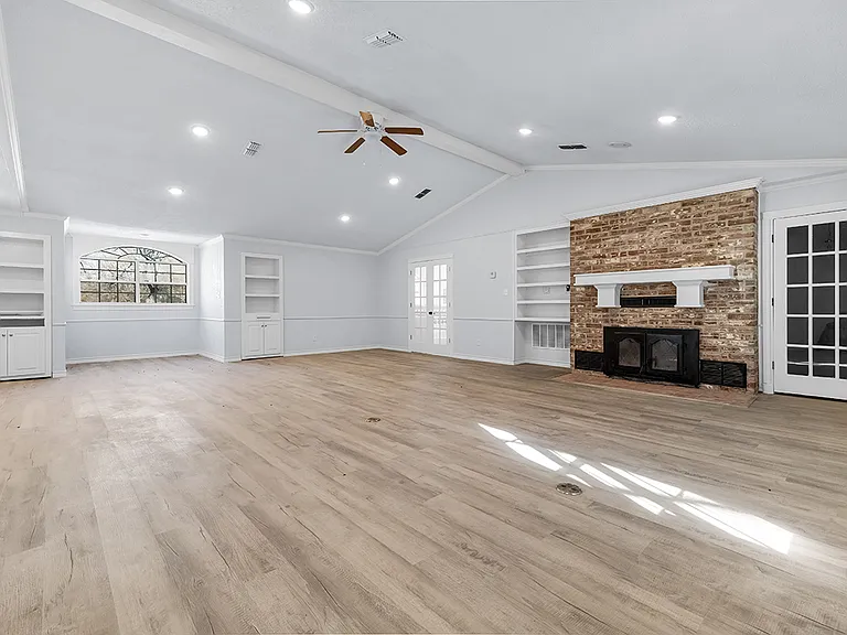 2607 Lonnie Ln — Photo 23