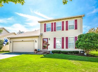 368 Wedgewood Cir, Romeoville, IL 60446