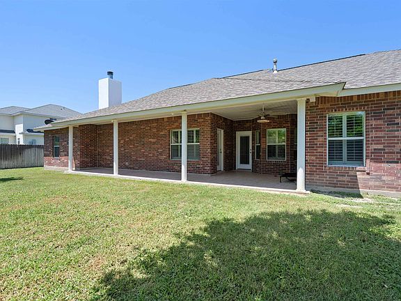 4th image of 309 Far Hills Dr