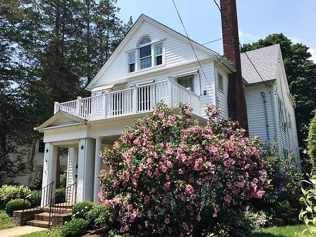 1st image of 346 Alden Ave #2