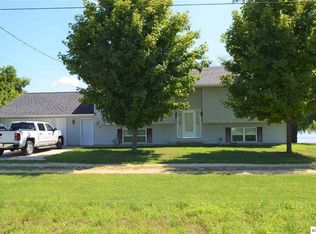 294 Abel Dr, Guttenberg, IA 52052