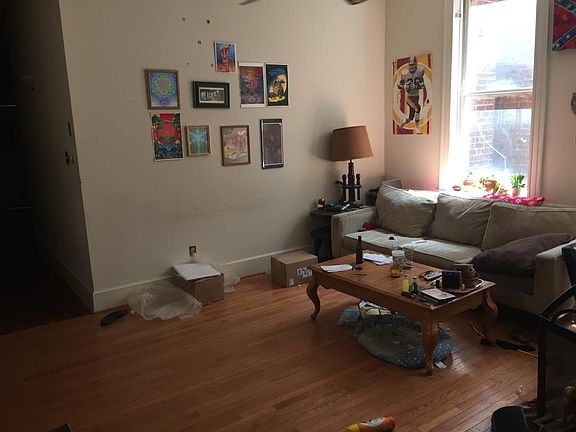 2nd image of 1645 W Grace St #2
