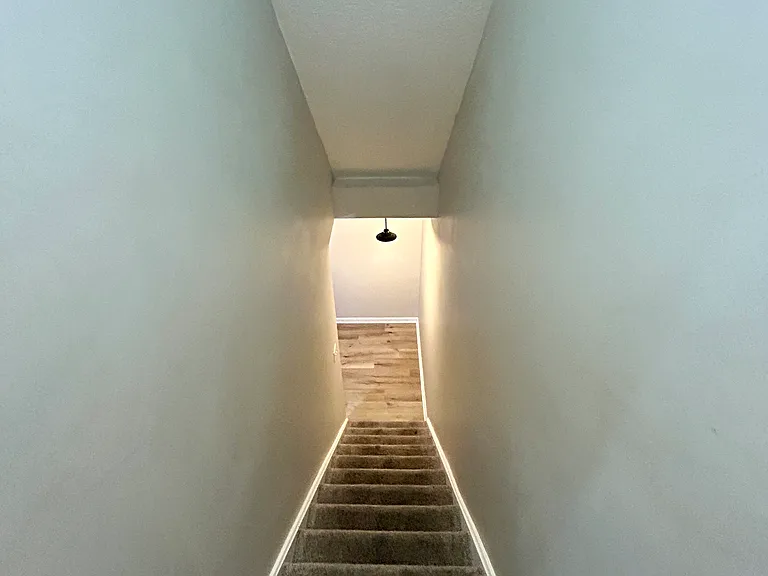 3039 Armory Dr — Photo 15