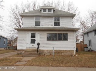 836 W 7th St, Winona, MN 55987
