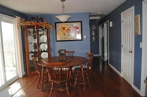 5th image of 8 Cricklewood Dr