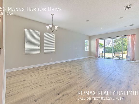 2nd image of 553 Manns Harbor Dr