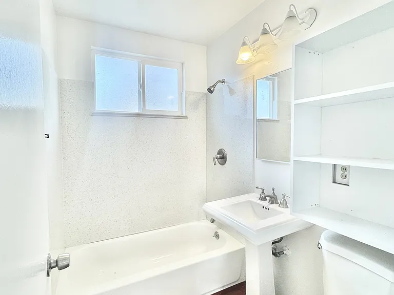 277 Cherry Way — Photo 3