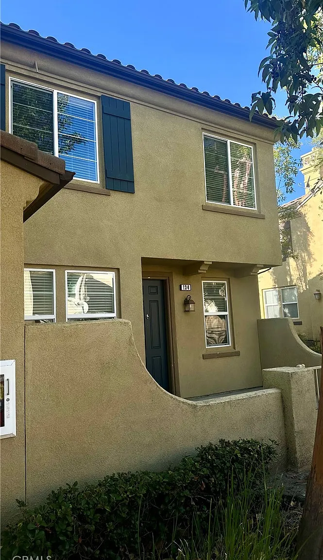 3 bed, 2.5 bath, 1508 sqft, $2,800 — Photo 2