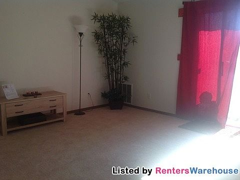 3rd image of N110W17158 Ashbury Ln Unit 1-2