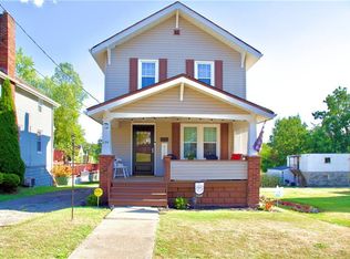 206 E Hillcrest Ave, New Castle, PA 16105