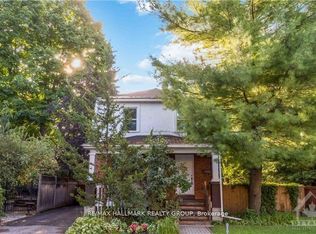 3 Ashbury Pl, Ottawa, ON K1M 1H3