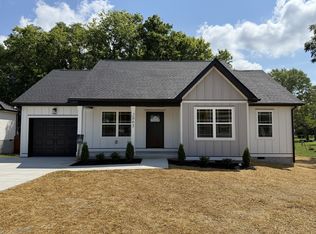 2063 Justice St, Greenbrier, TN 37073