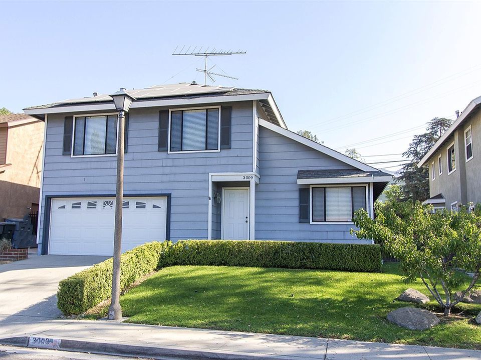 1st image of 3009 Pinewood Ln