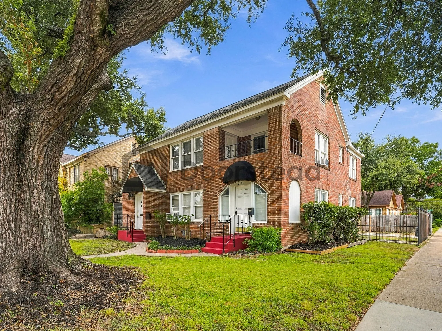 2 bed, 1.0 bath, 1475 sqft, $1,500 — Photo 4