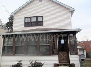 702 Madison Ave, Jermyn, PA 18433