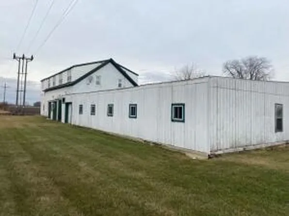 1520 County Road A, Belgium, WI 53074