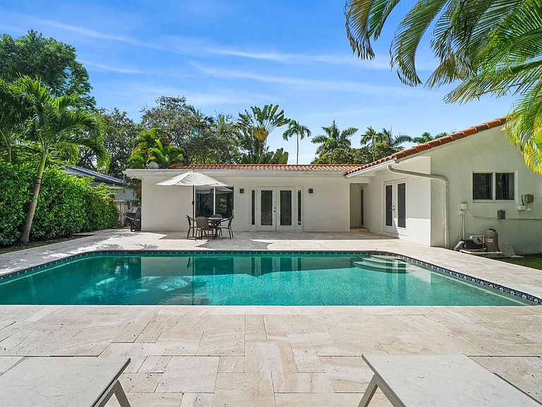 326 Seven Isles Dr — Photo 25