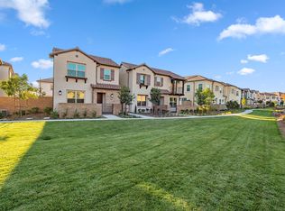 122 Newburry, Irvine, CA 92618