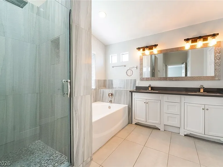 1583 Comfort Hills St — Photo 3