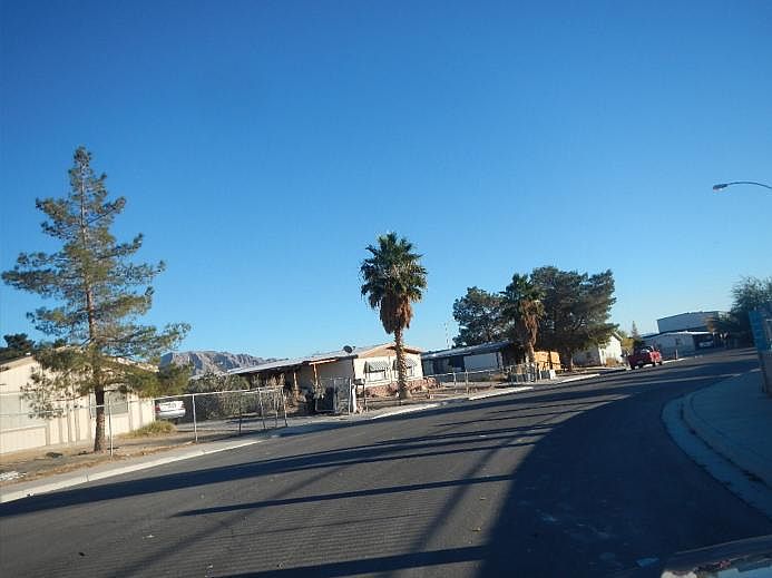 2nd image of 3436 Goldyke St