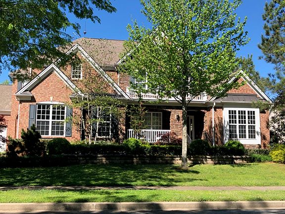 2nd image of 212 Conservatory Dr