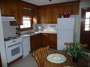 2nd image of 3724 Luton Ct