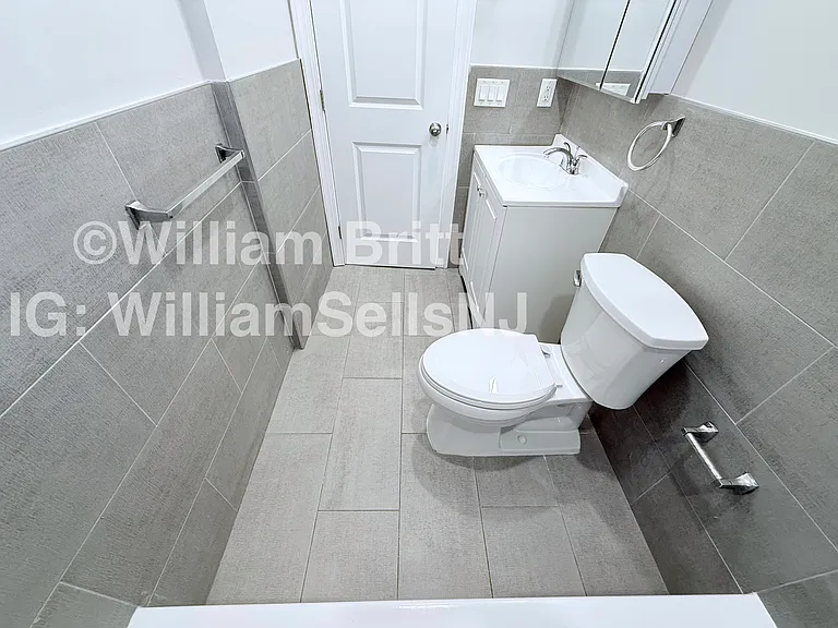 64-66 Sherman Pl #48A — Photo 10