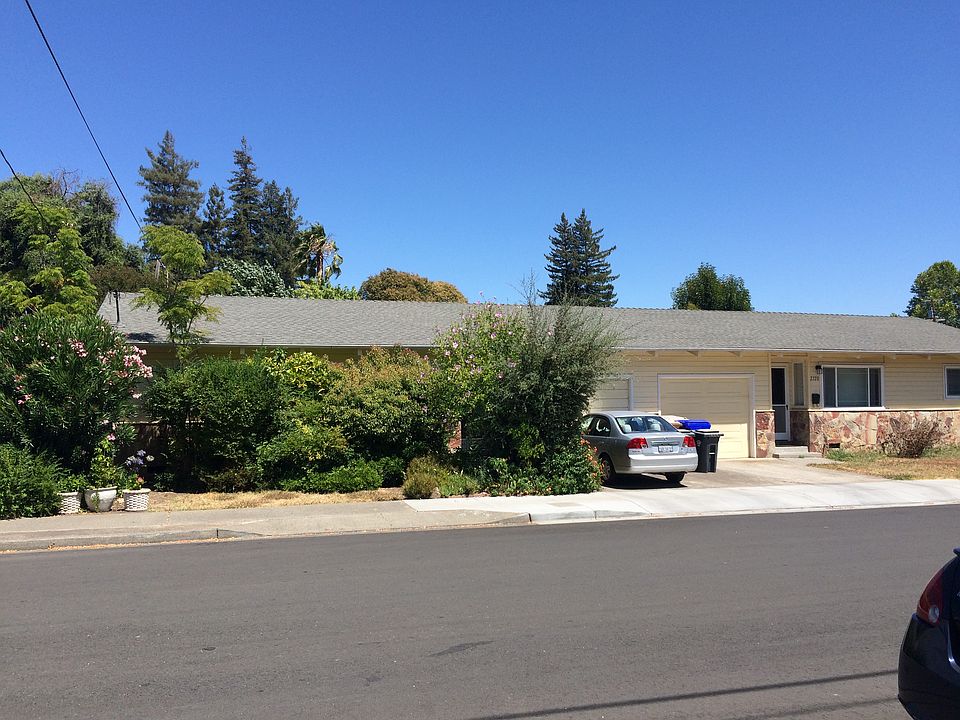 1st image of 2730 Sonoma St