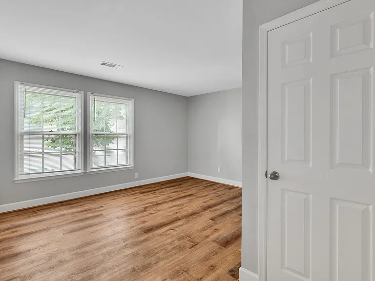 2135 Acklen Ave #10 — Photo 25