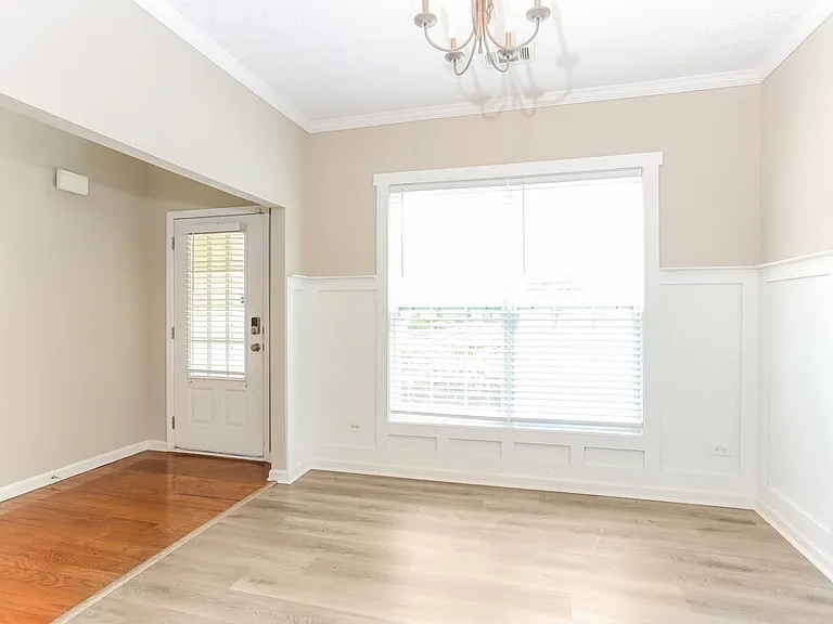 398 Glenleigh Dr — Photo 7