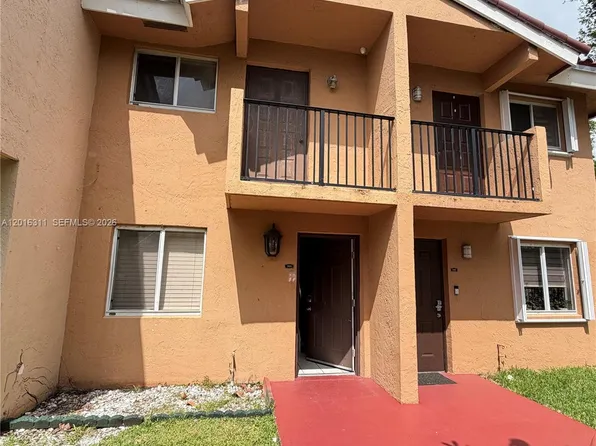 680 NW 82nd Pl, Miami, FL